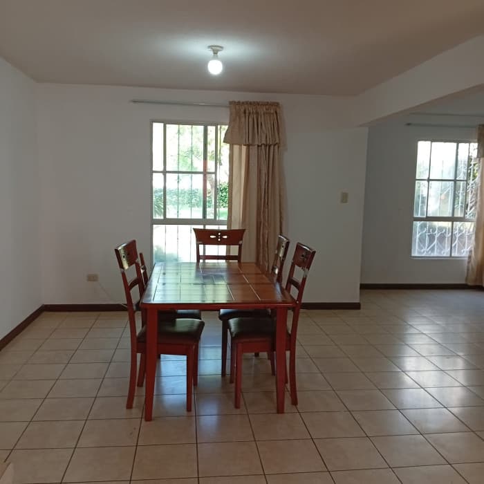 En Renta Casa en Condominio en Z. 7 San Miguel Petapa - foto 4