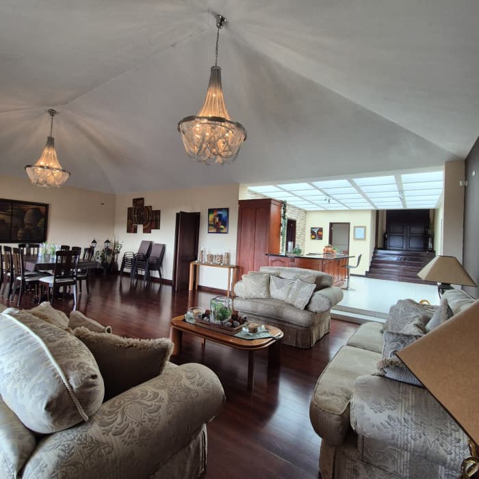 Casa en venta o renta en Colinas de Castel Guatemala - foto 4