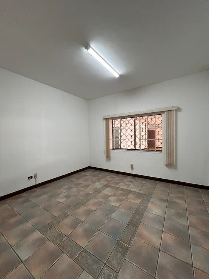 Casa para Oficinas en Alquiler en Zona 10 Guatemala - foto 5