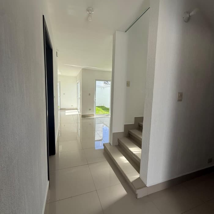 Casa Nueva en Venta en Carrterea a El Salvador - foto 2