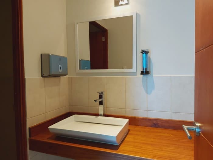 Oficina en Renta o Venta  Zona 10 - foto 4