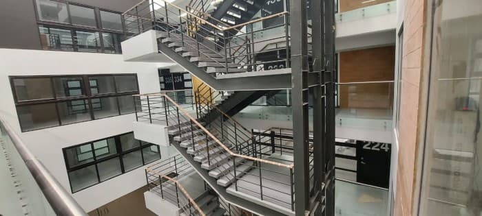 Oficina moderna en renta en Zona 9 Guatemala - foto 6