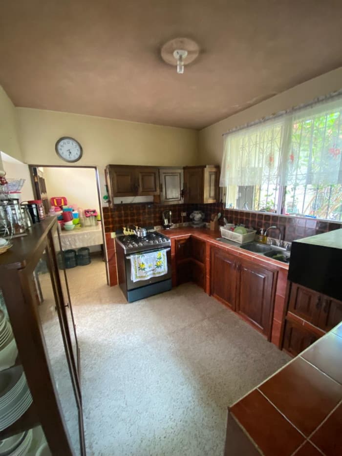 Casa en Venta en Las Charcas Zona 11 - foto 3