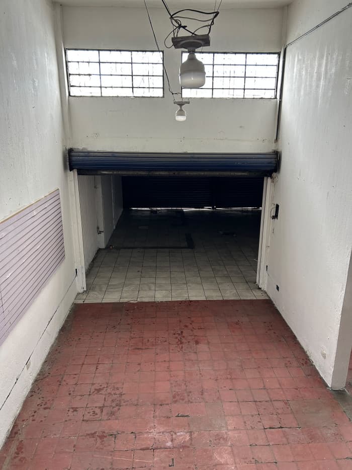 Local comercial en Alquiler en Avenida Bolivar zona 3 - foto 8