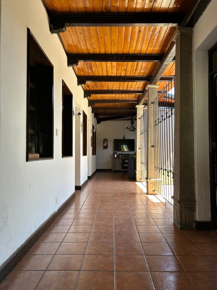 Amplia Casa en Venta en Centro Histórico Zona 1 - foto 4