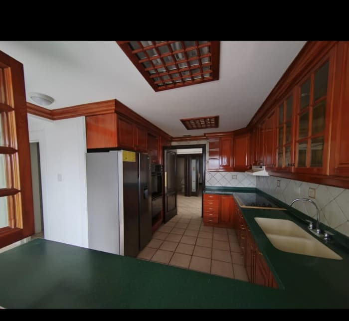 Amplio apartamento para renta en zona 14 - foto 5
