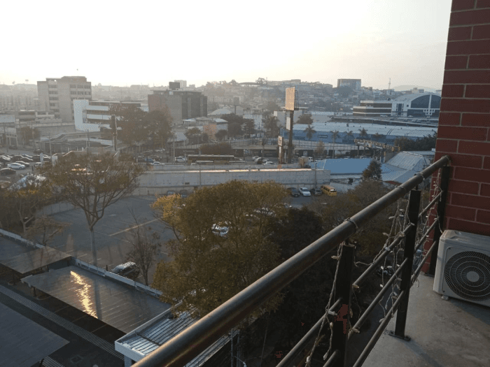 Apartamento amueblado tipo estudio en renta en zona 4 - foto 4