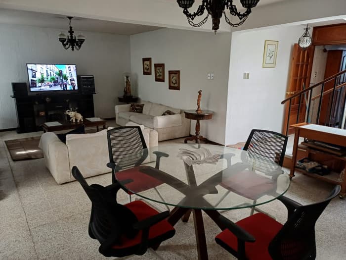Townhouse con jardín en renta en Vista Hermosa Zona 15 - foto 2