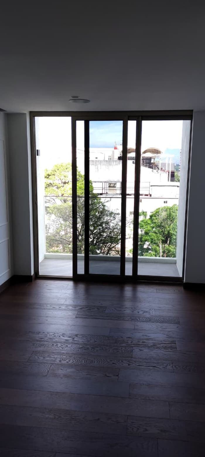 Aparamento nuevo en renta en zona 10 - foto 4