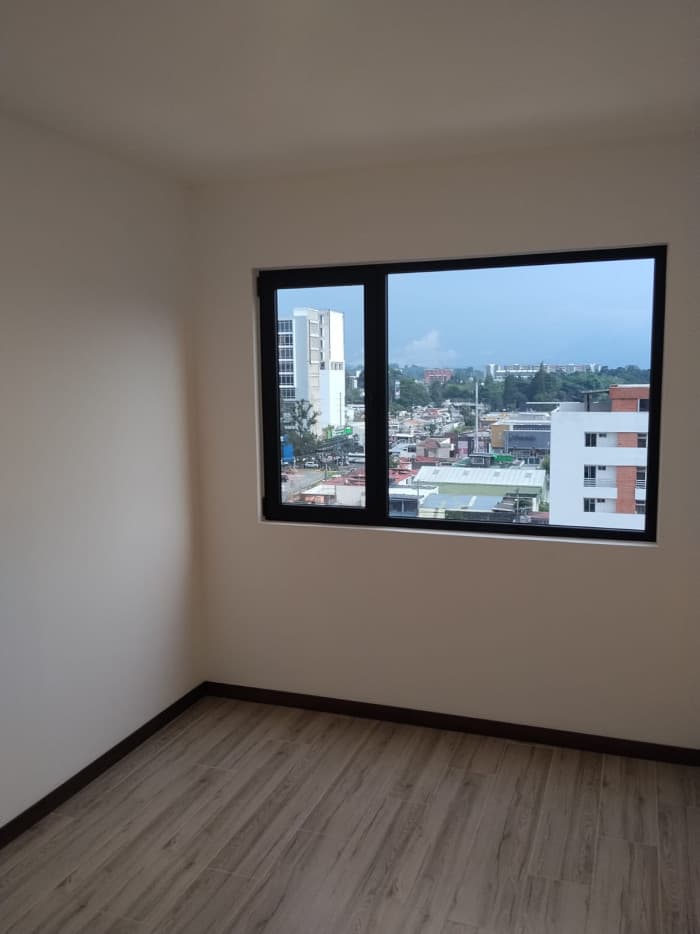 Apartamento moderno en renta en zona 10 - foto 2