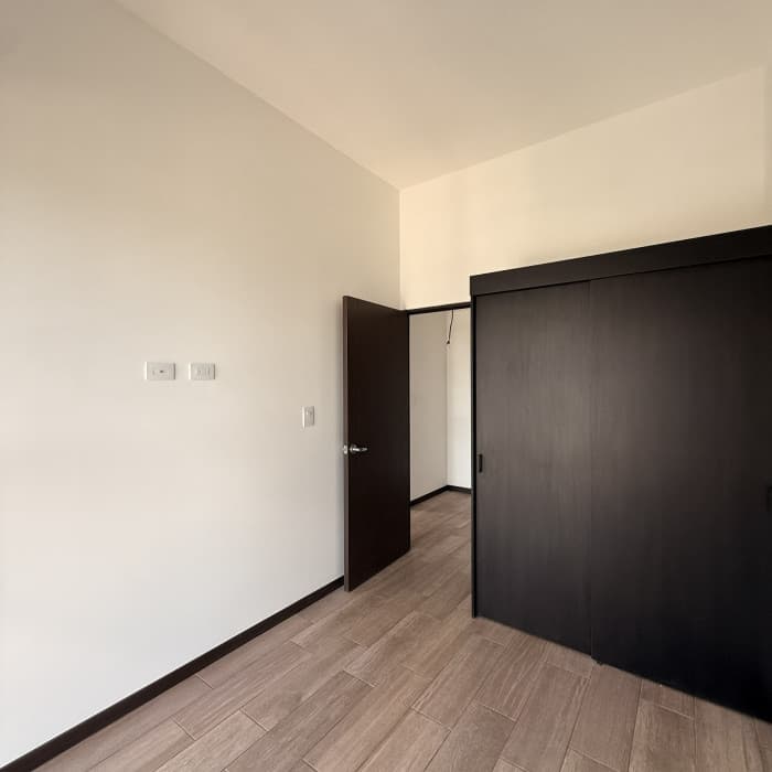 Venta de Apartamento Nuevo en zona 11 - foto 4