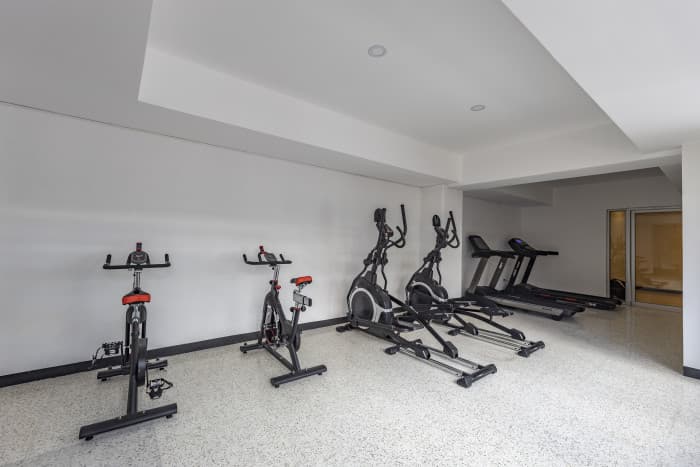 Apartamento amueblado en renta en zona 4 - foto 12