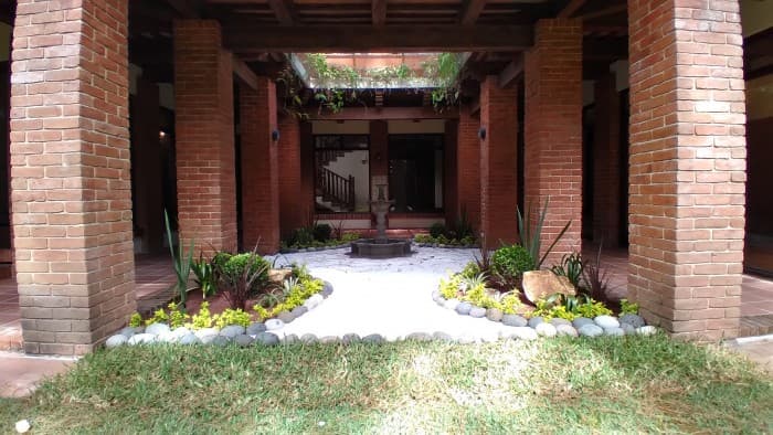 Renta de Lujosa Casa amplia en Zona 14 - foto 4