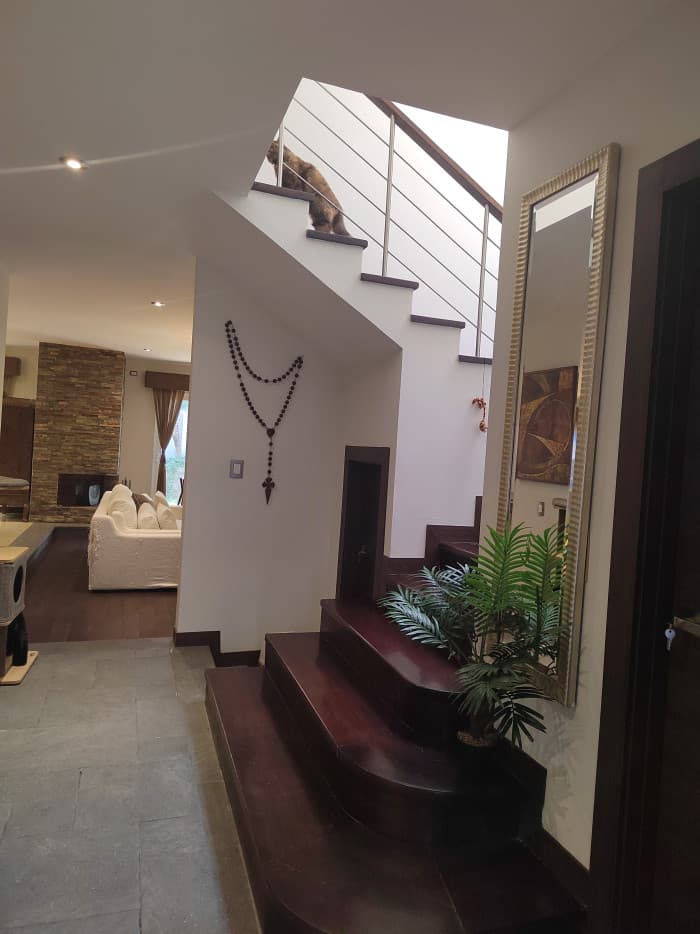Venta de casa en  condominio entrada a  Fraijanes - foto 2