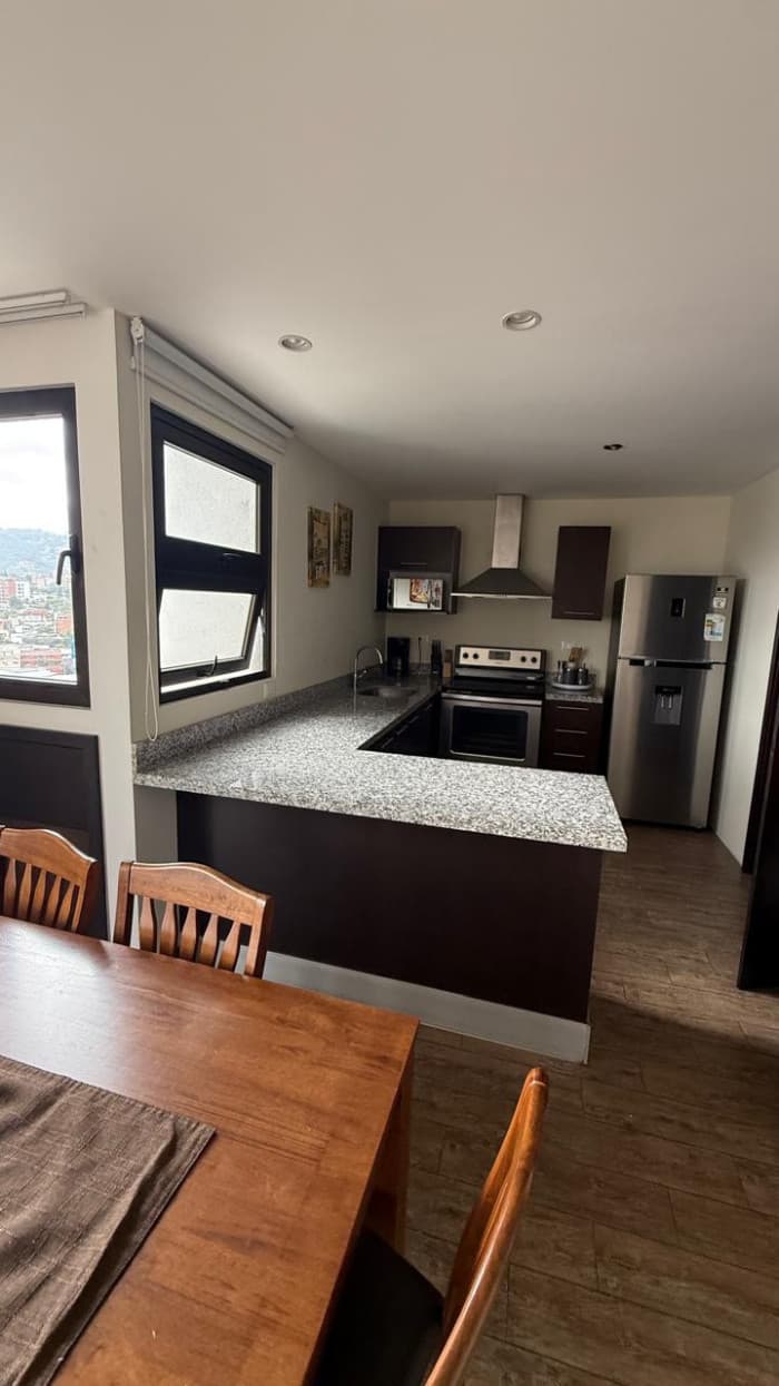 Apartamento en Renta  amueblado en Zona 15 - foto 3