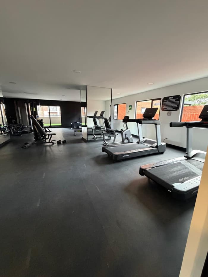 Apartamento moderno en renta en zona 10 - foto 9