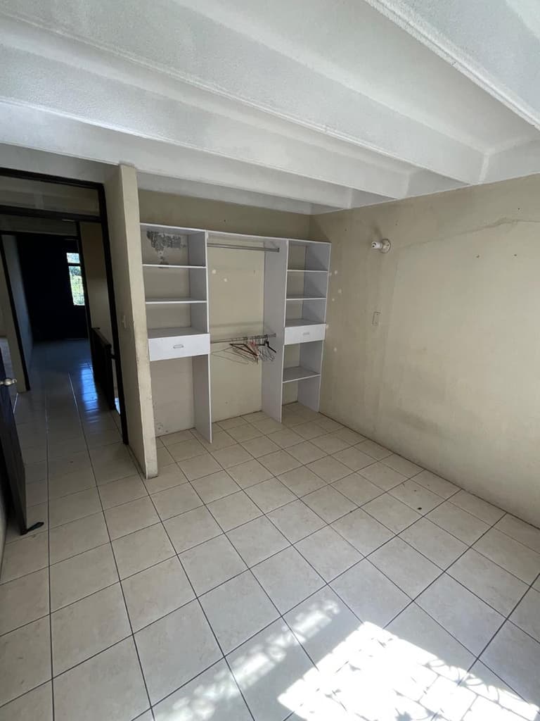 Casa en Venta en en Residenciales del Norte, zona 17  - foto 3