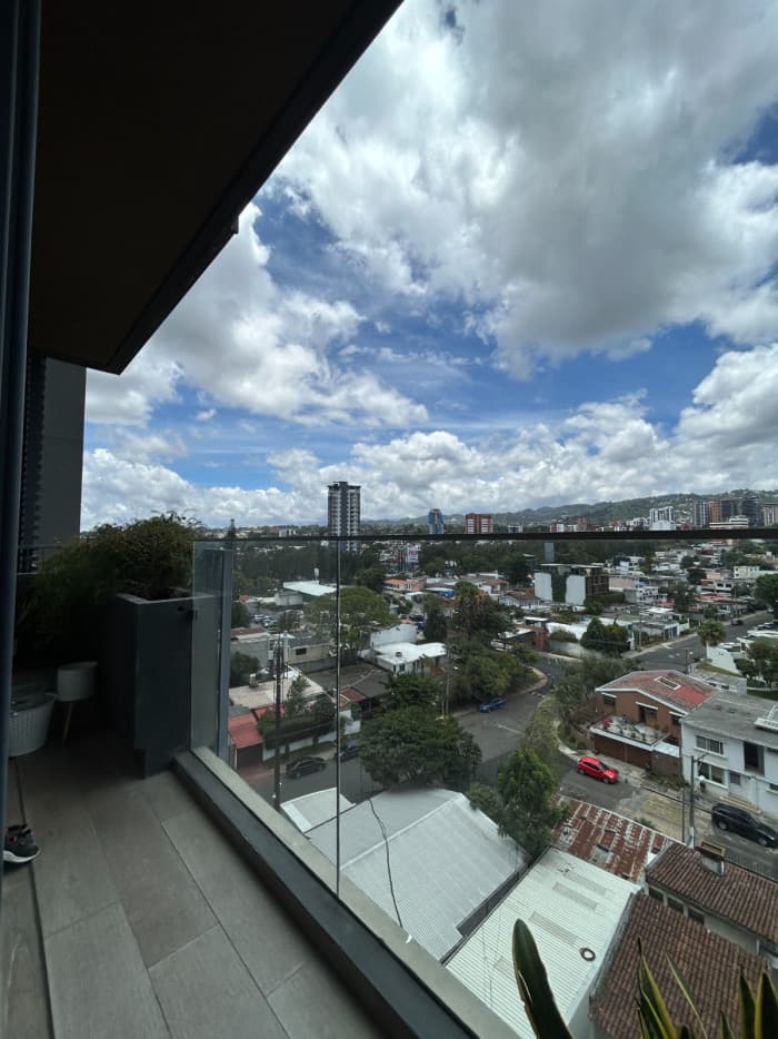 Apartamento amueblado en renta zona 15  - foto 3