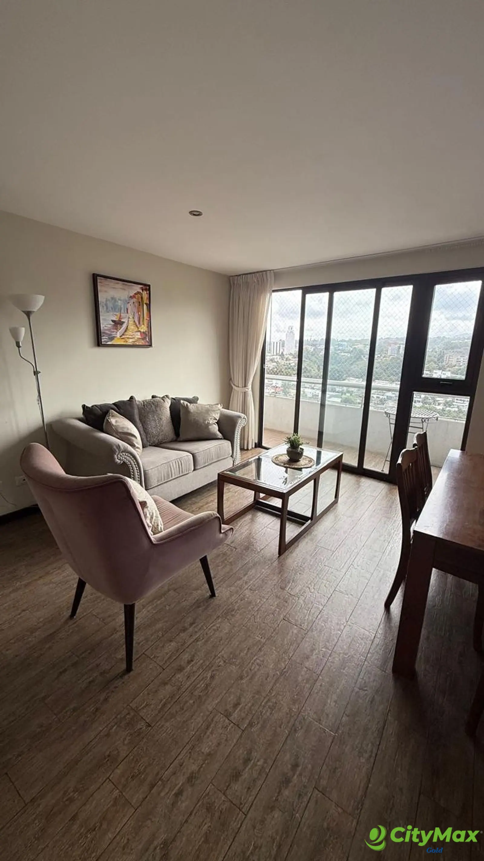 Apartamento en Renta  amueblado en Zona 15 - foto 1
