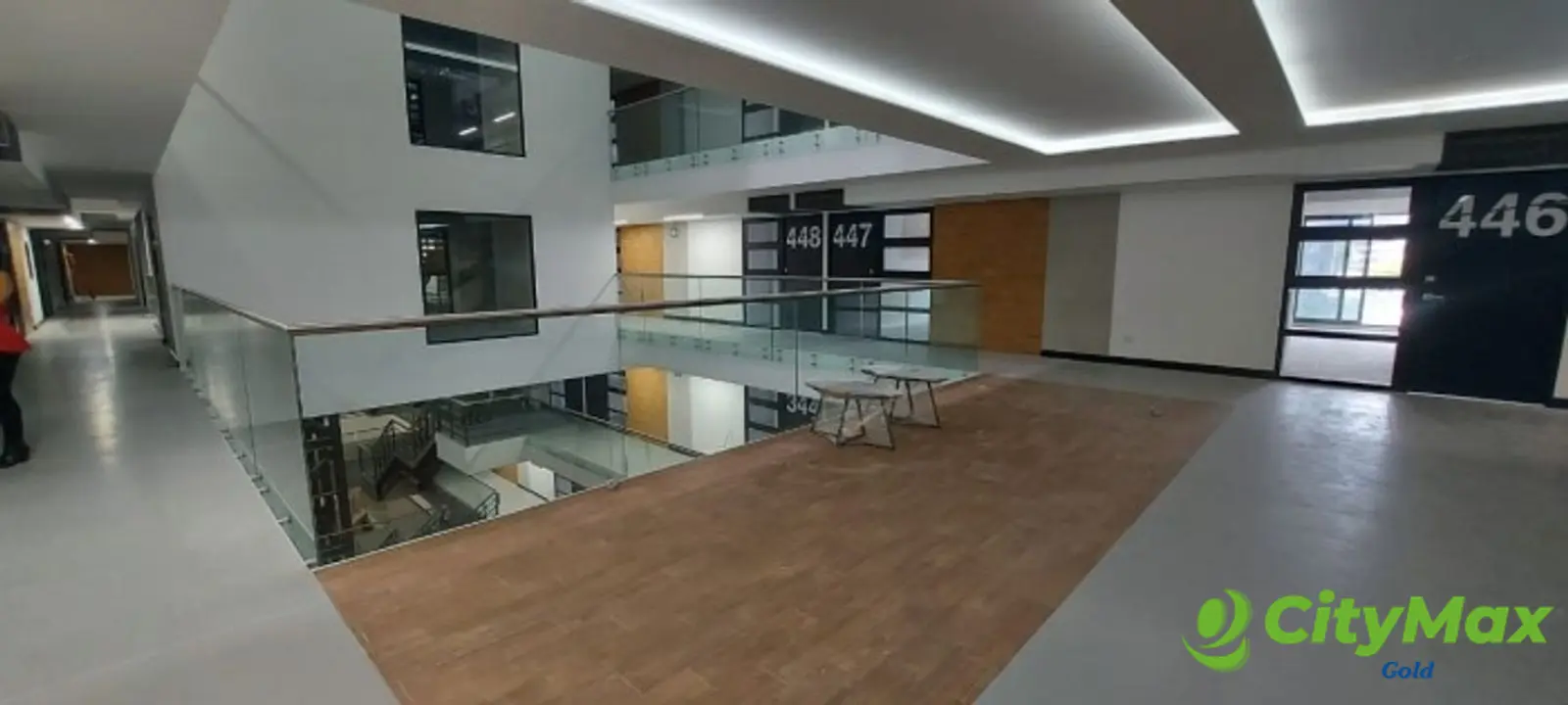 Oficina moderna en renta en Zona 9 Guatemala - foto 1