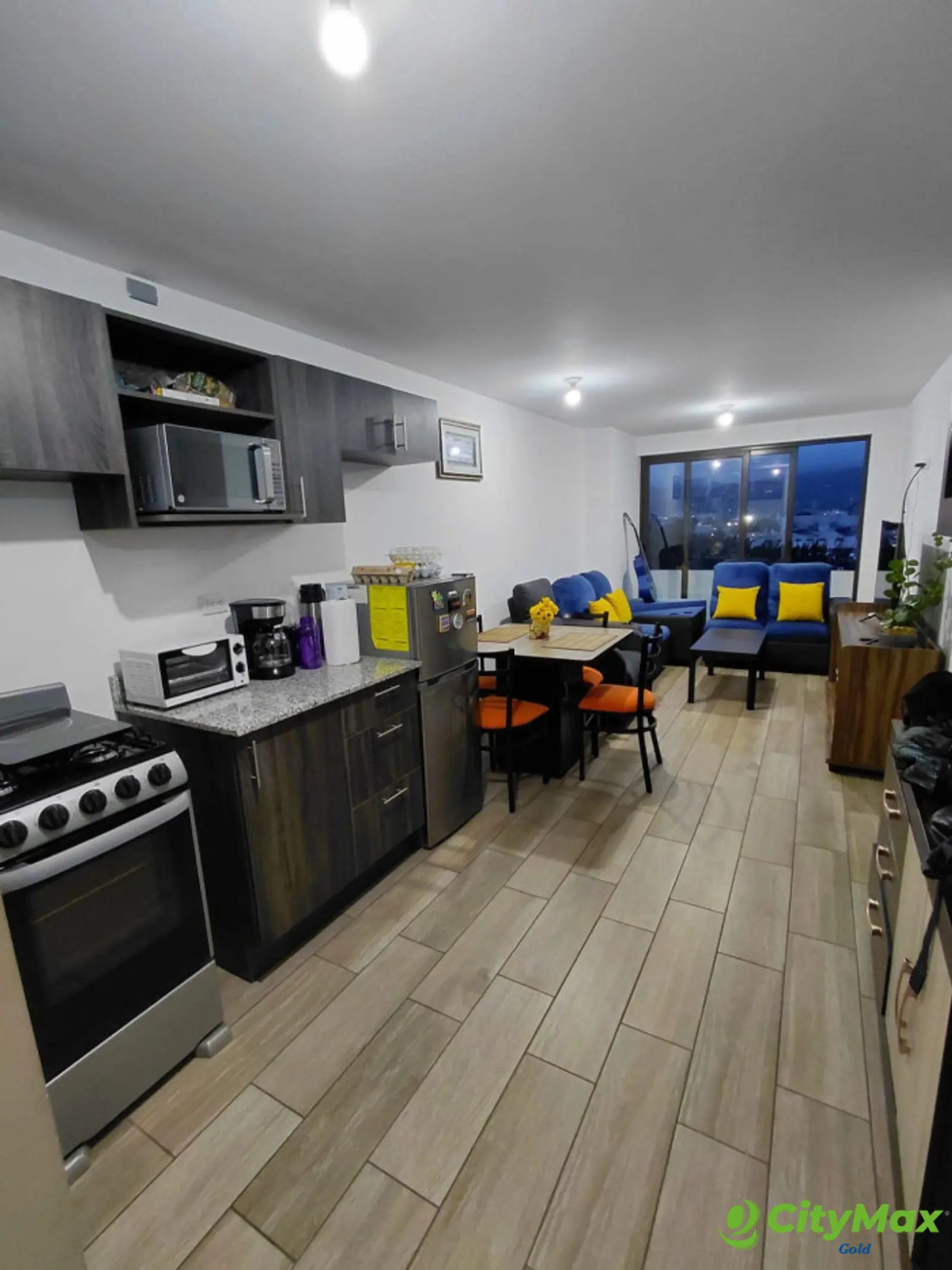 Apartamento en venta en Petapa zona 12 - foto 1