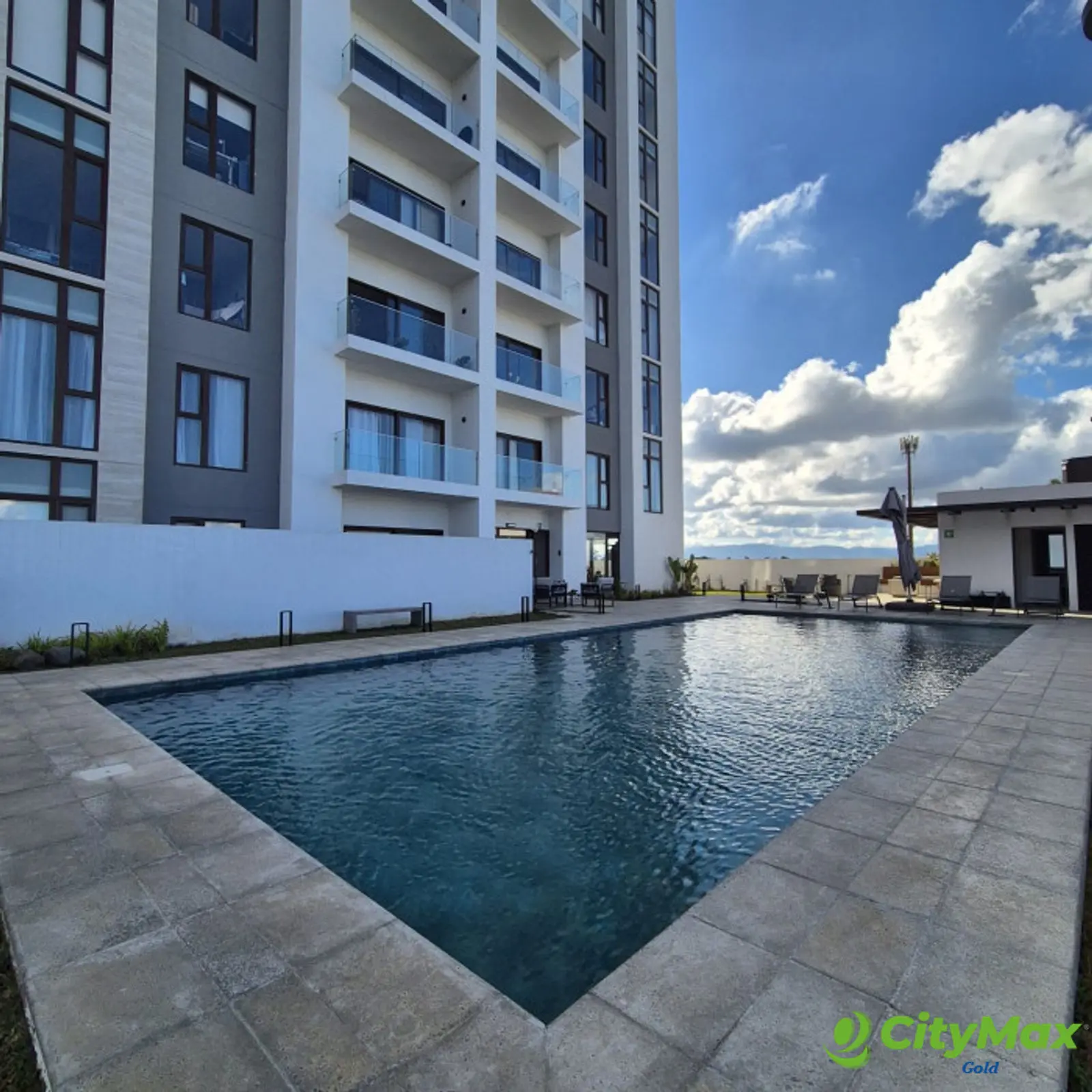 Apartamento en Venta en Zona 16, Ciudad de Guatemala - foto 1