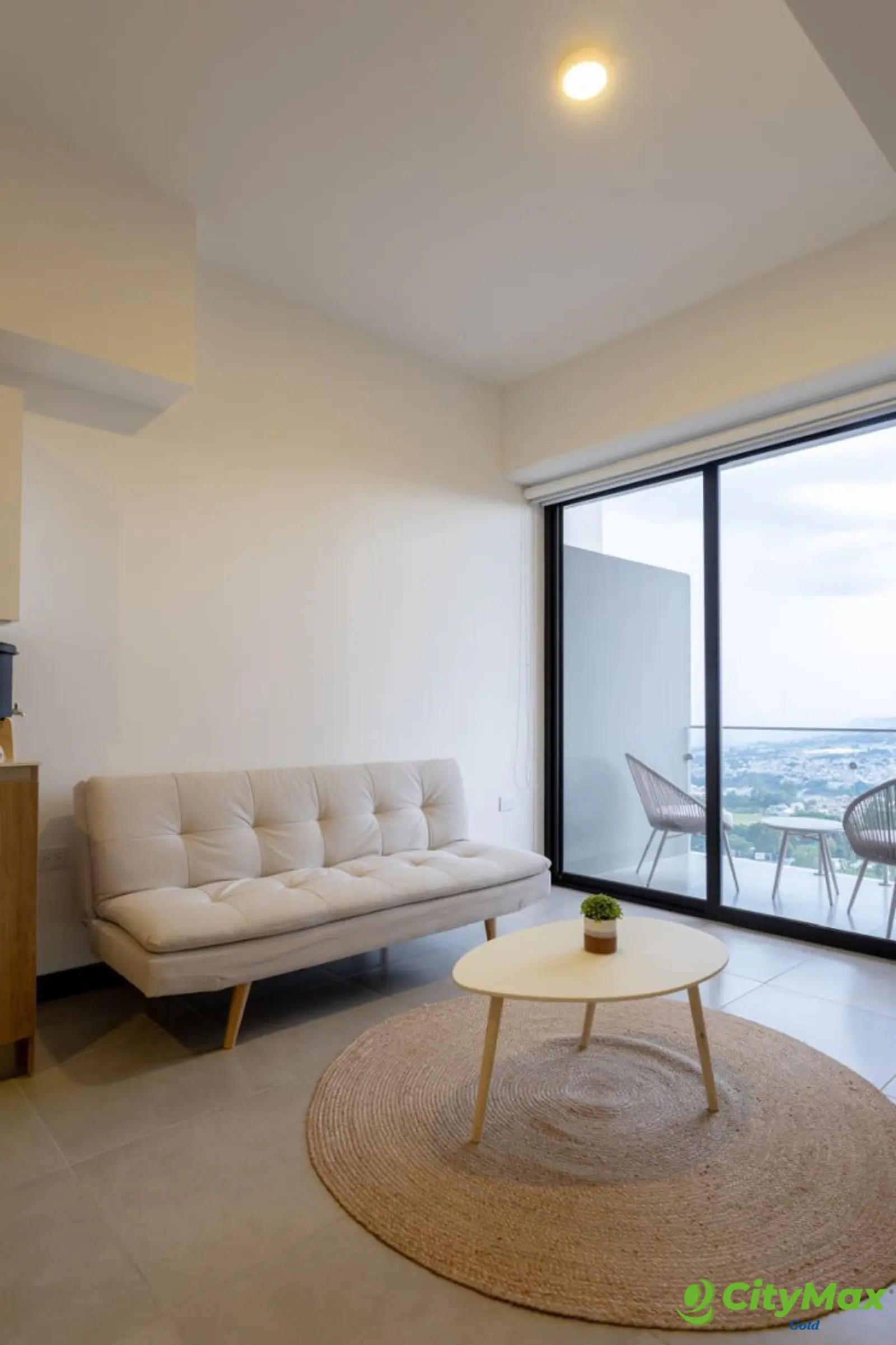 Apartamento Amueblado en Venta Zona 13 - foto 1