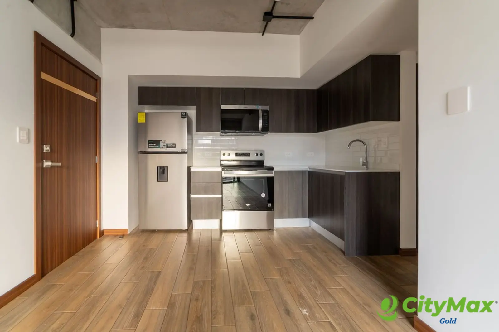 Apartamento en renta en zona 4 - foto 1