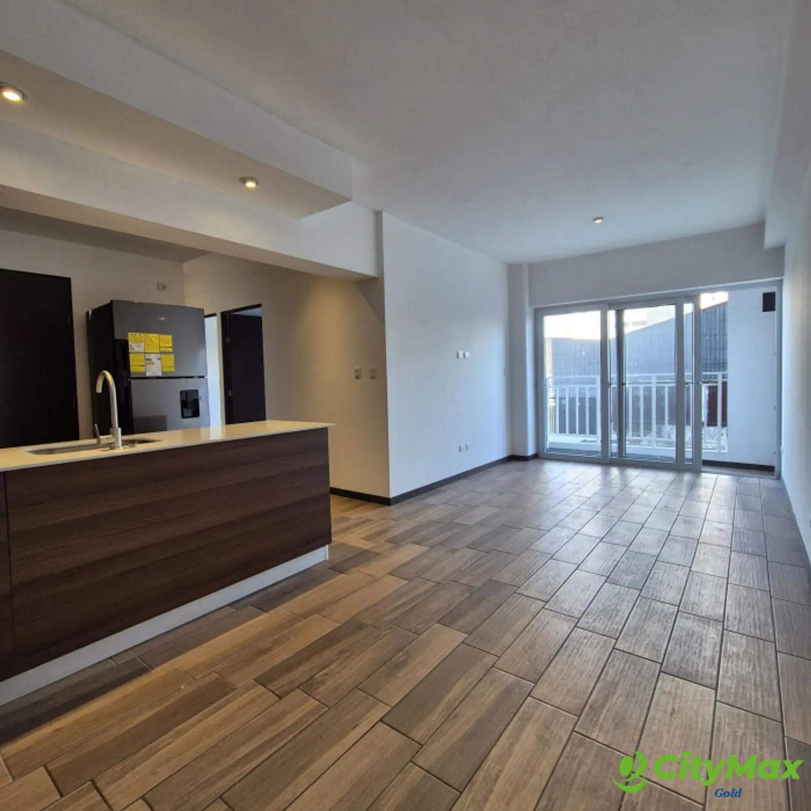 Apartamento en Alquiler en Pamplona zona 13 - foto 1