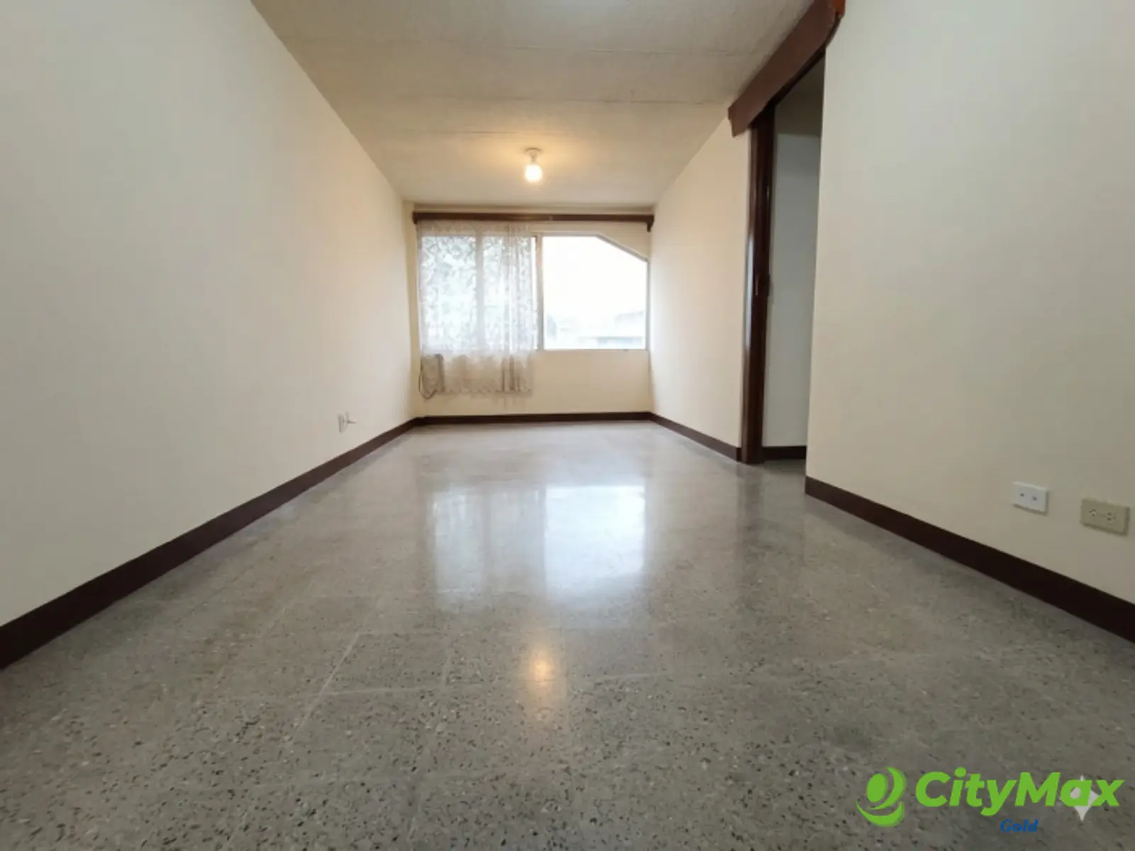 Apartamento en venta en Nimajuyú zona 21 - foto 1