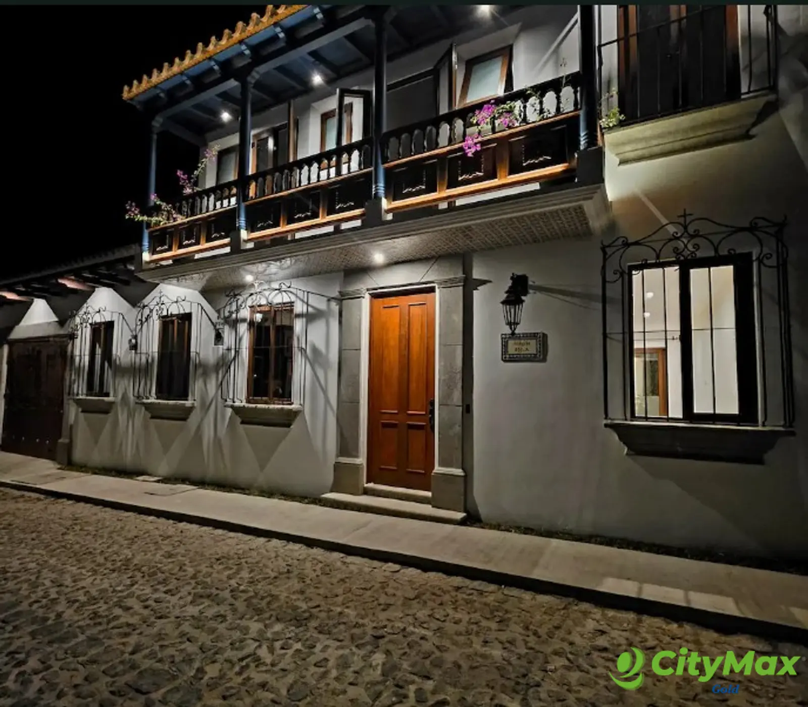 Casa en venta Antigua Guatemala en Condominio - foto 1