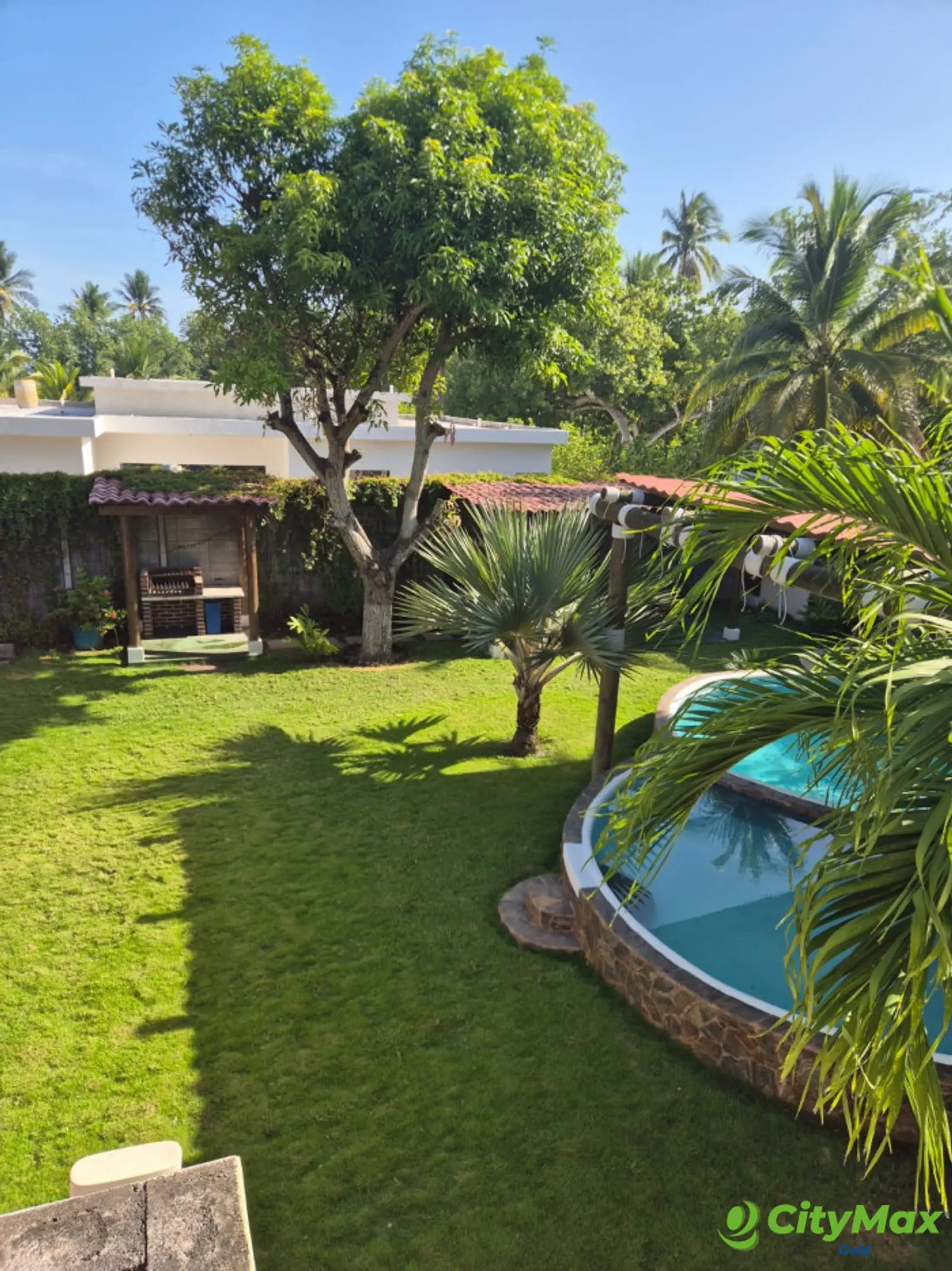 Casa Vacacional Amueblada en Venta en Iztapa - foto 1