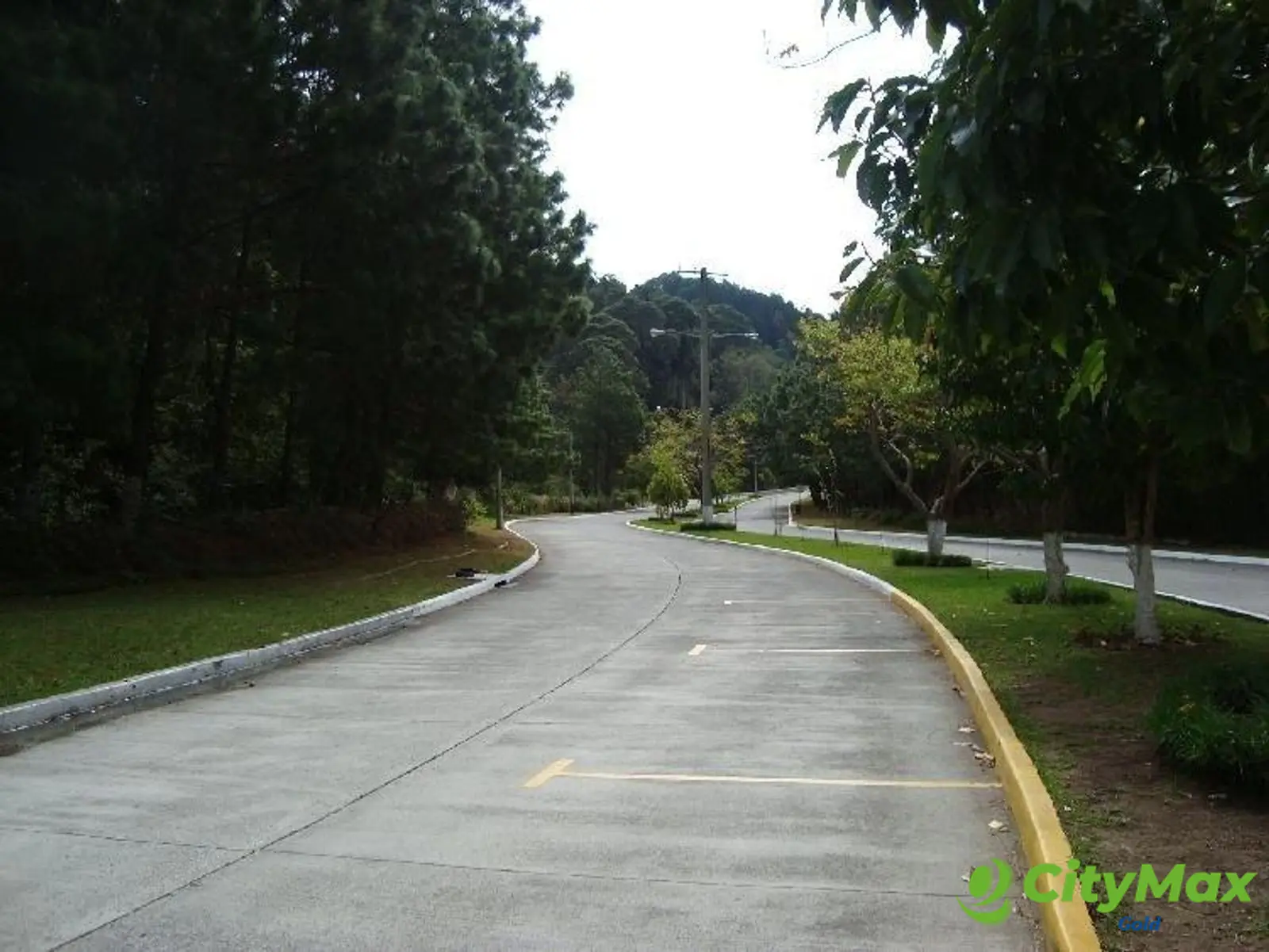 Terreno en venta en zona 16 Las Cumbres Guatemala - foto 1
