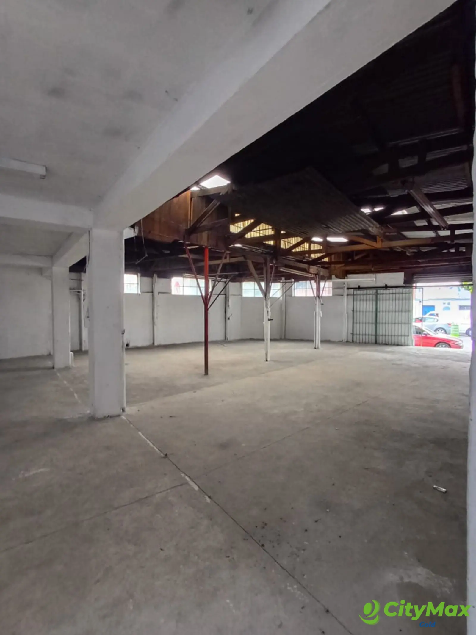 Local Comercial en renta en la Quinta Samayoa zona 7 - foto 6