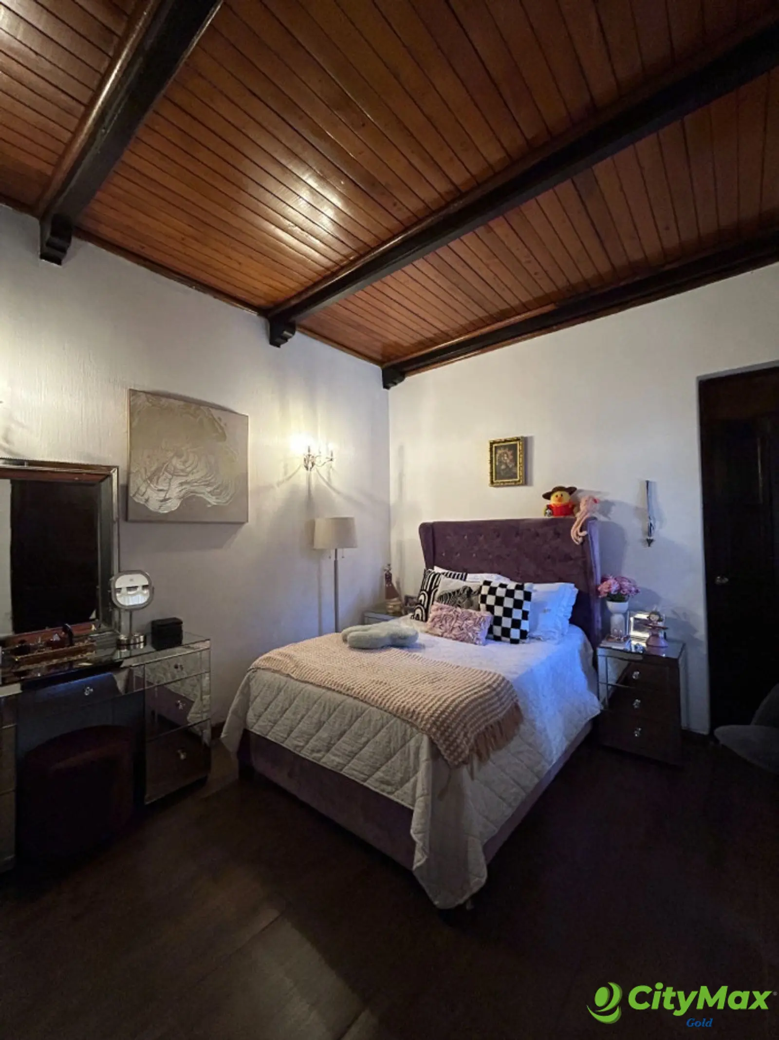 Amplia Casa en Venta en Centro Histórico Zona 1 - foto 8