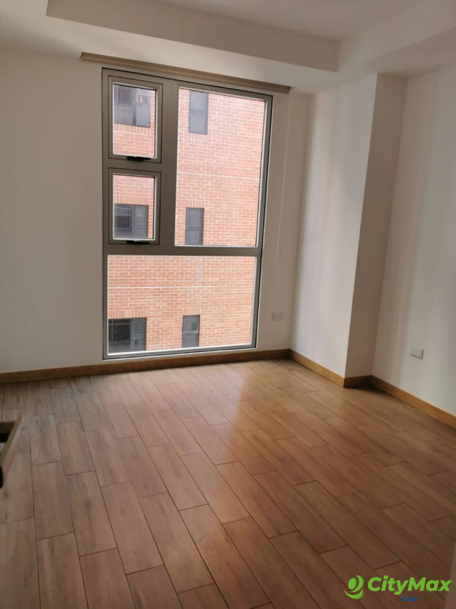 Apartamento amueblado en renta en zona 10 - foto 2