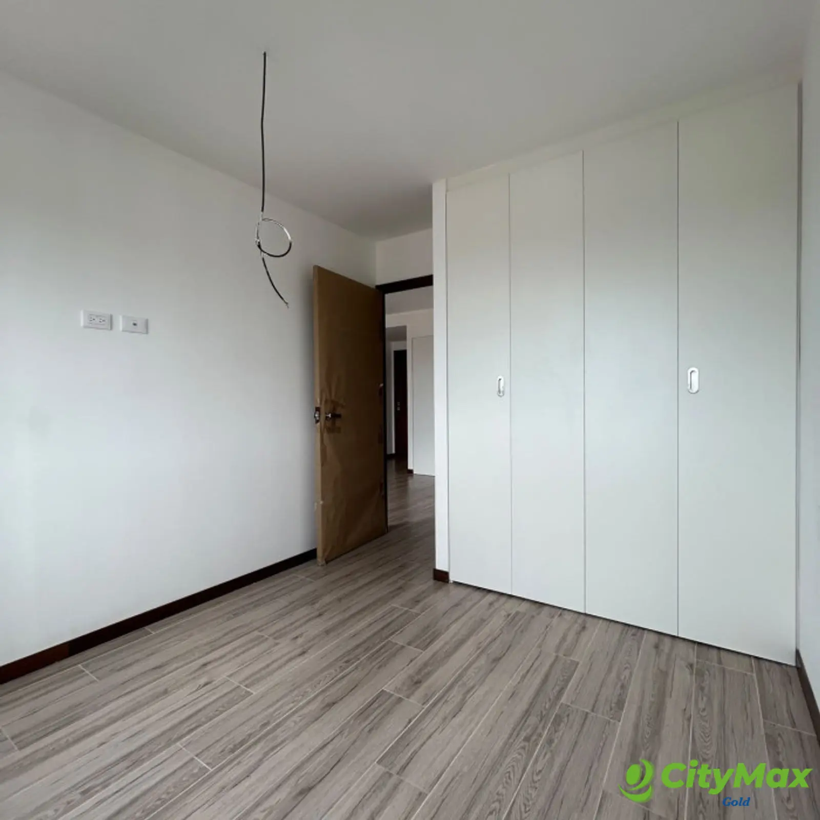 Apartamento en venta en zona 10 - foto 4