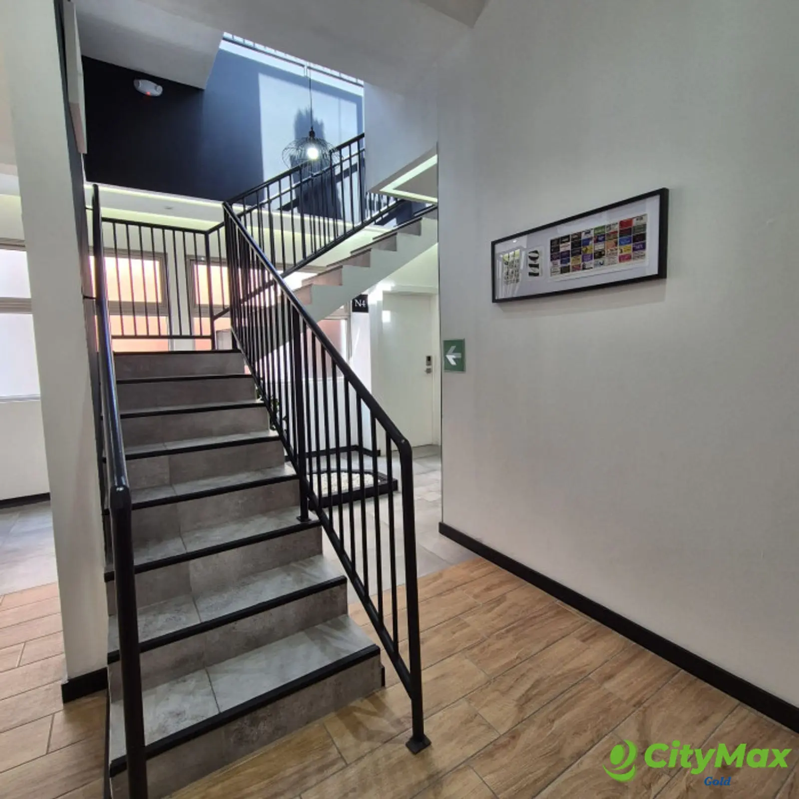 Apartamento amueblado en renta tipo loft en zona 10 - foto 11