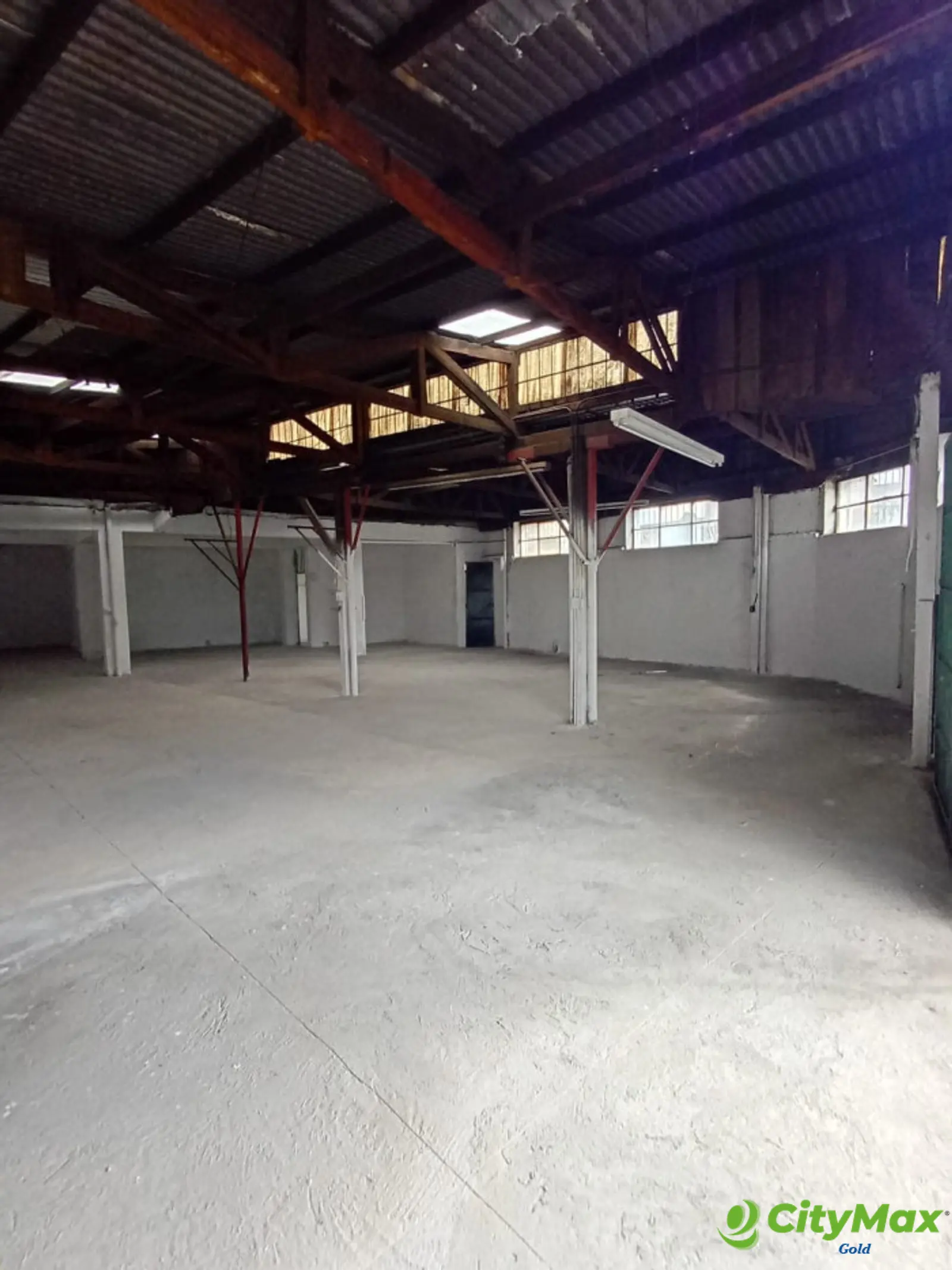 Local Comercial en renta en la Quinta Samayoa zona 7 - foto 9