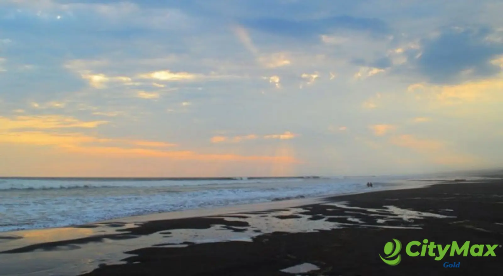 Casa en Venta en Terreno de 3,700 V2 en Playa El Tulate - foto 8