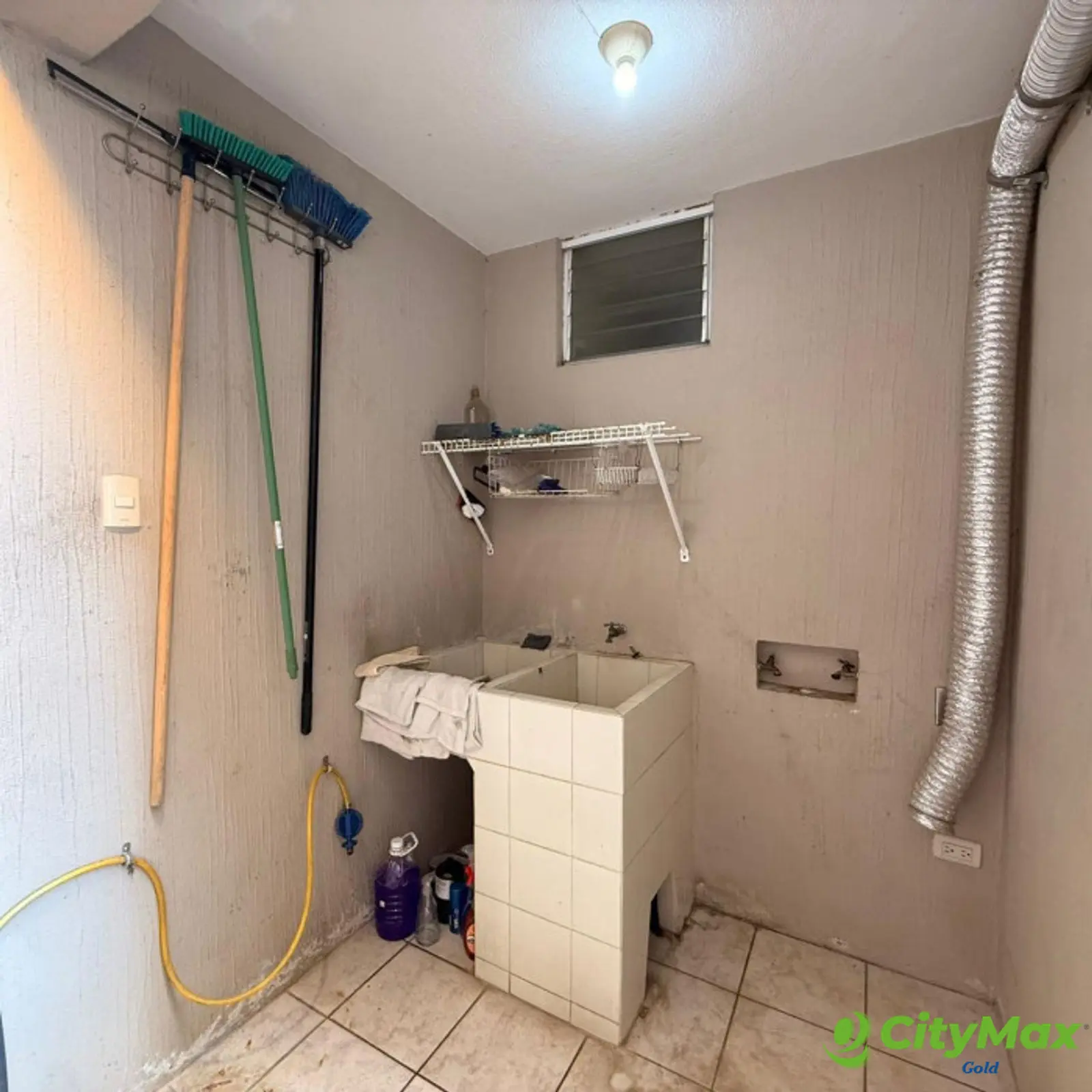 Casa de 4 habitaciones en Renta en Providencia CAES - foto 16