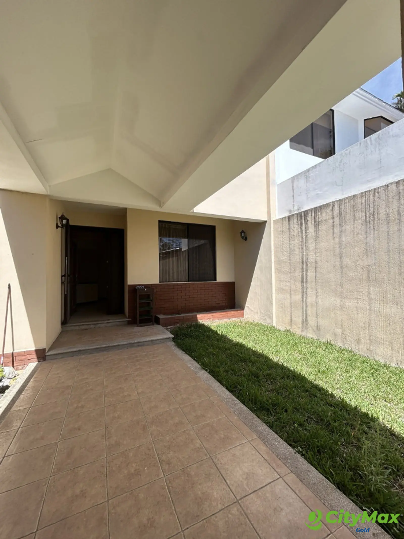 Casa en Venta en San Cristobal Sector B4 - foto 2
