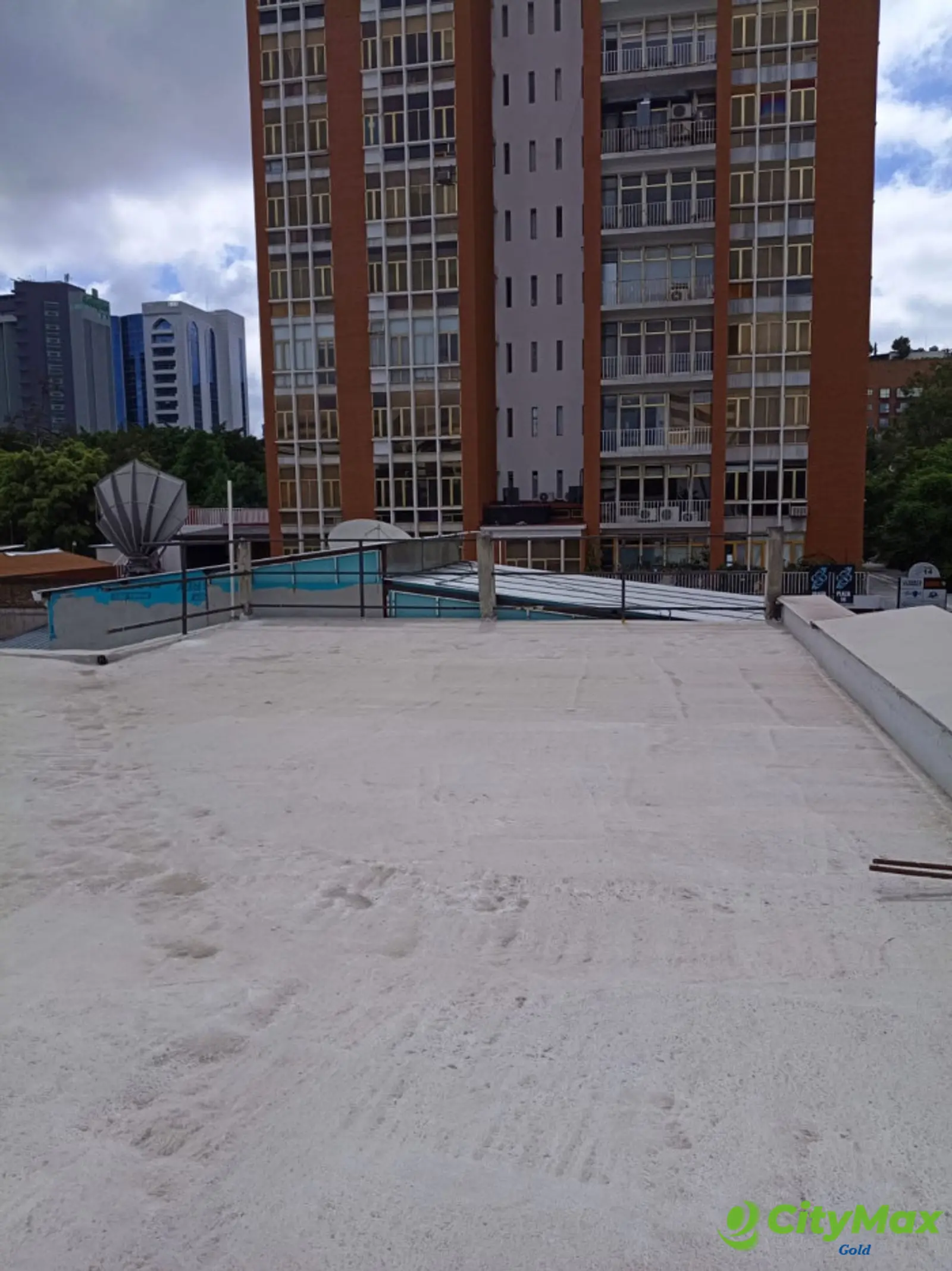 Propiedad comercial en Alquiler, Zona 9 Guatemala. - foto 17
