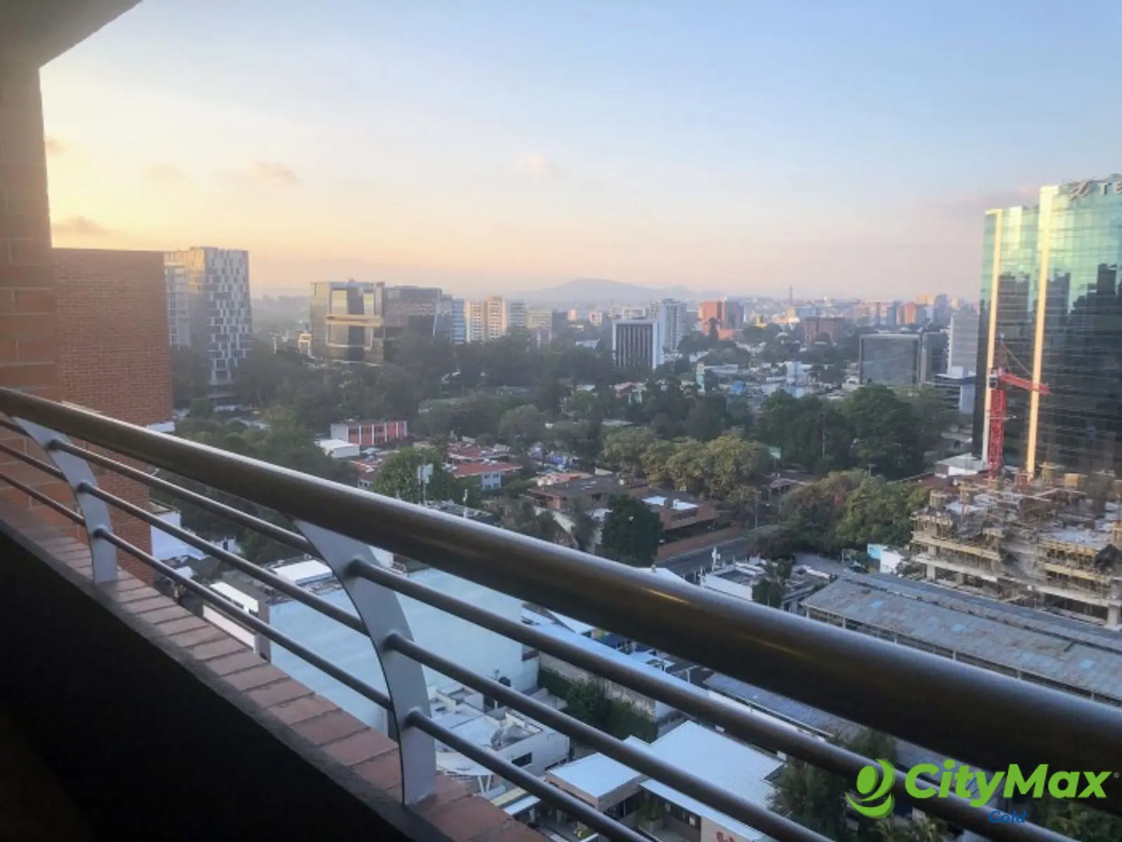 Apartamento amueblado en Alquiler en Zona 10 Guatemala - foto 6