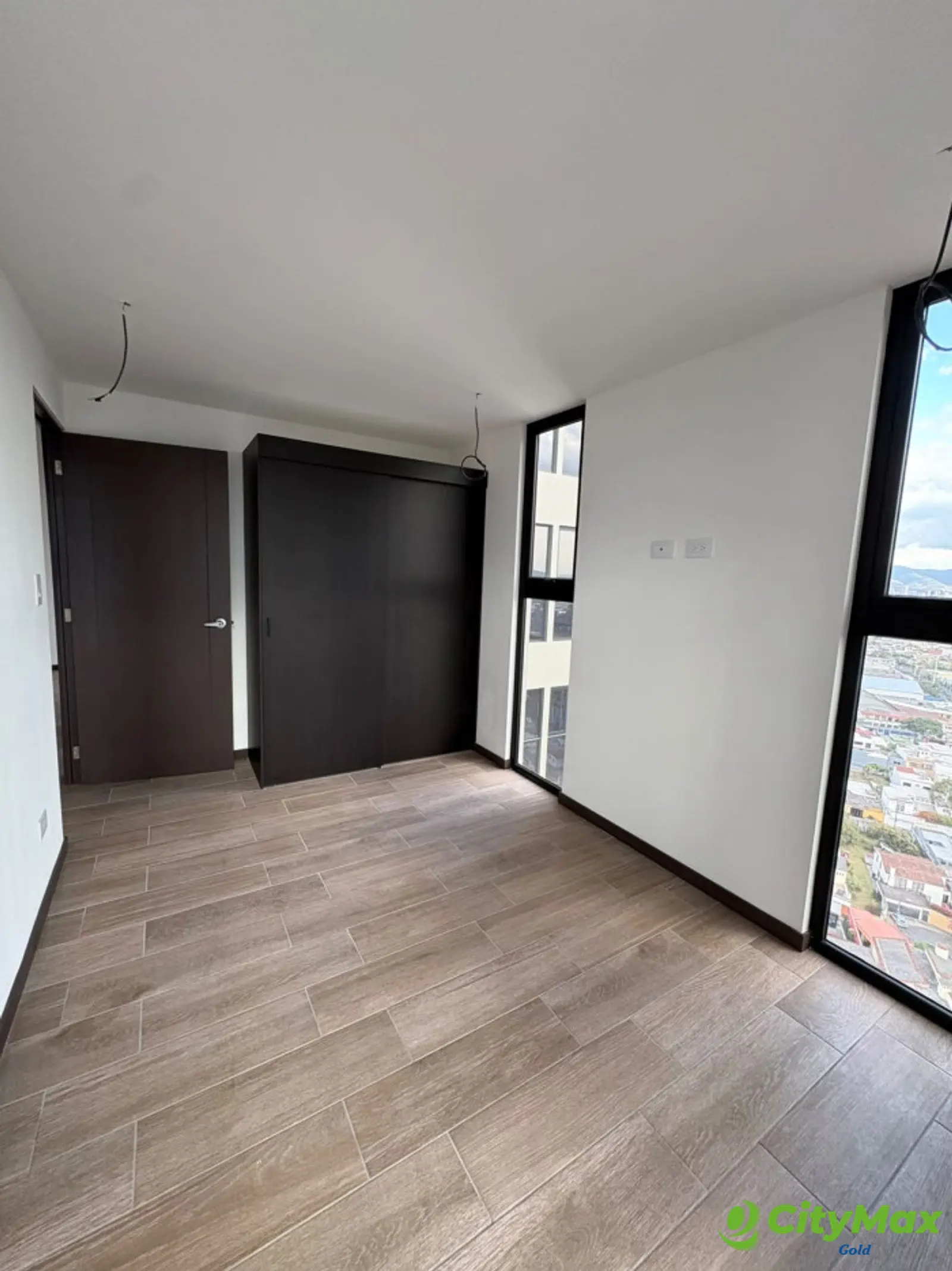Apartamento en Renta ALTAIRE Zona 11 Mariscal - foto 2