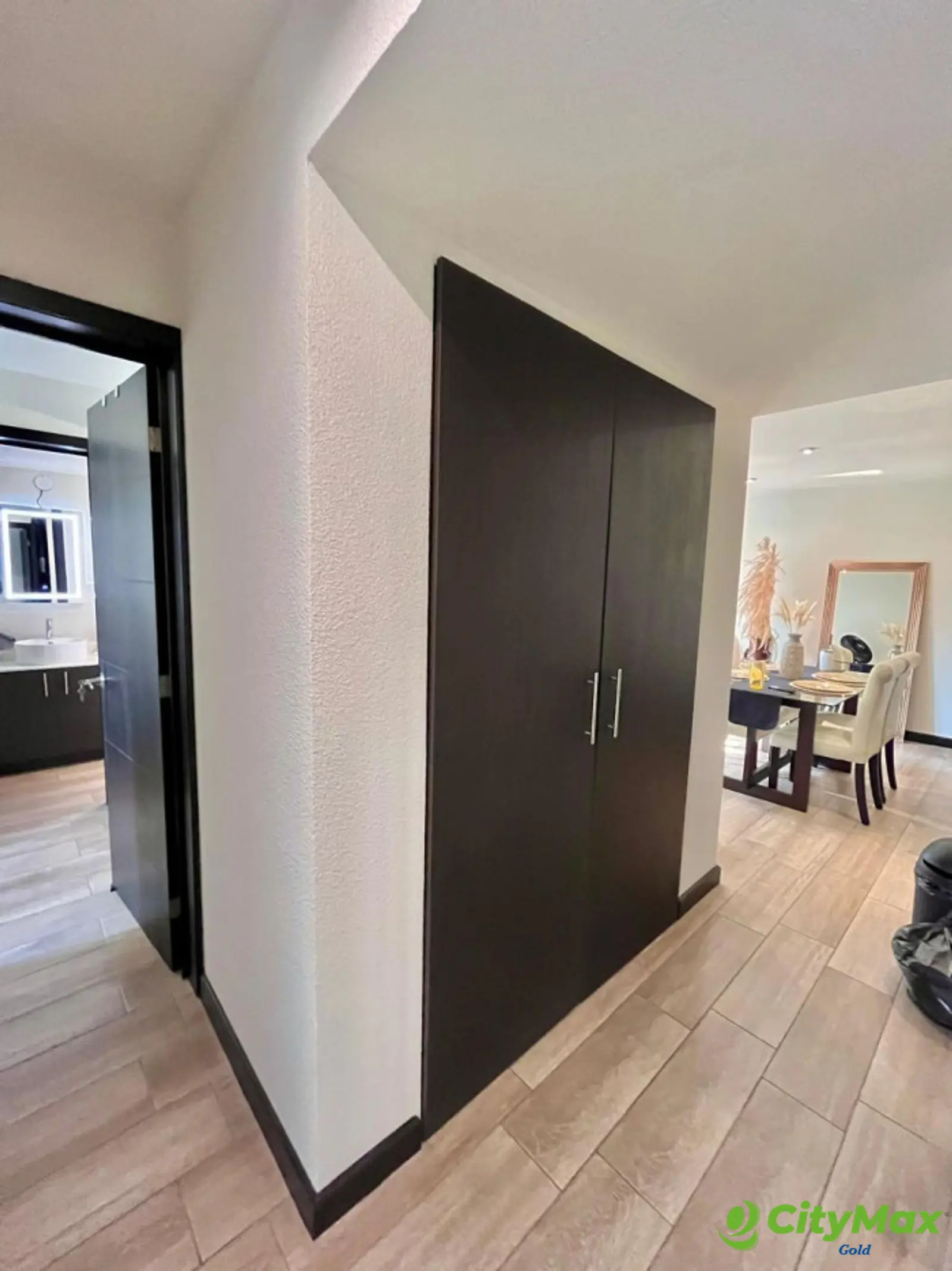 Apartamento en venta en Mariscal Zona 11 - foto 6