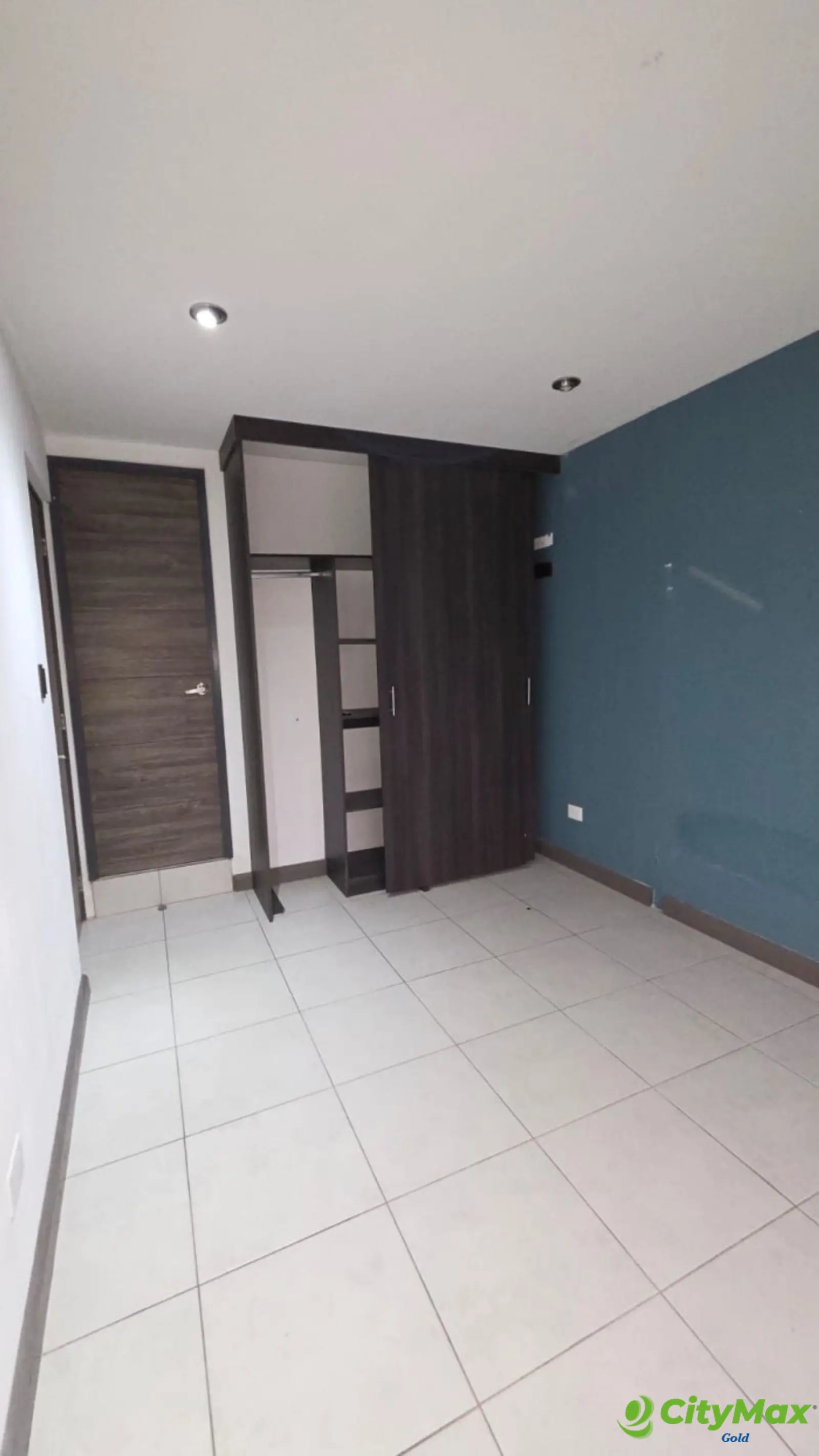 TOWNHOUSE EN VENTA/RENTA CONDOMINIO DE FRAIJANES - foto 5