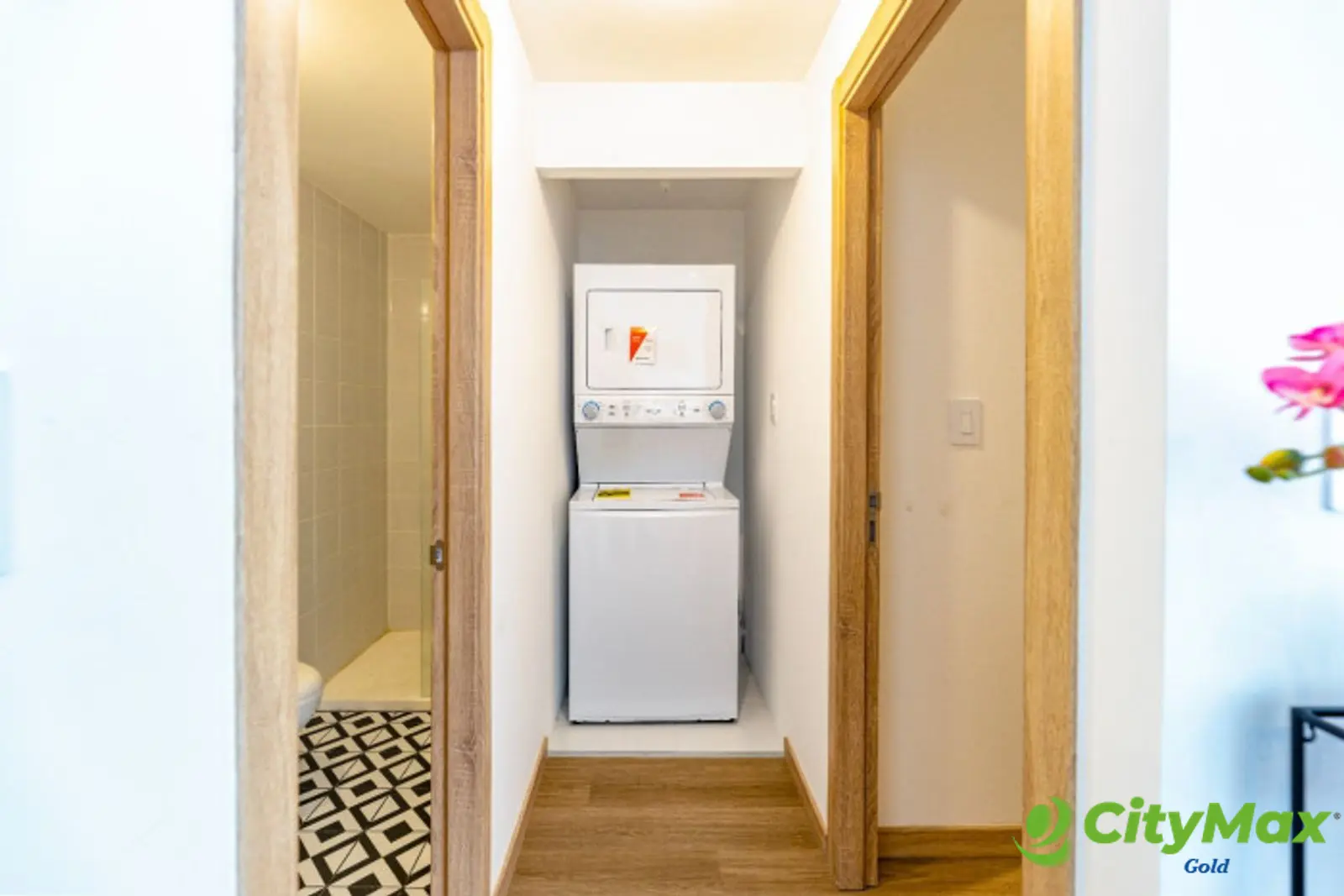 Apartamento amueblado en renta en zona 4 - foto 7