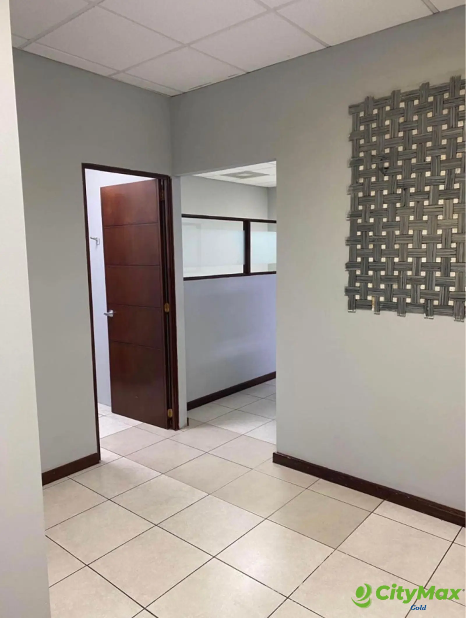 Oficina en venta en Zona Pradera - foto 3