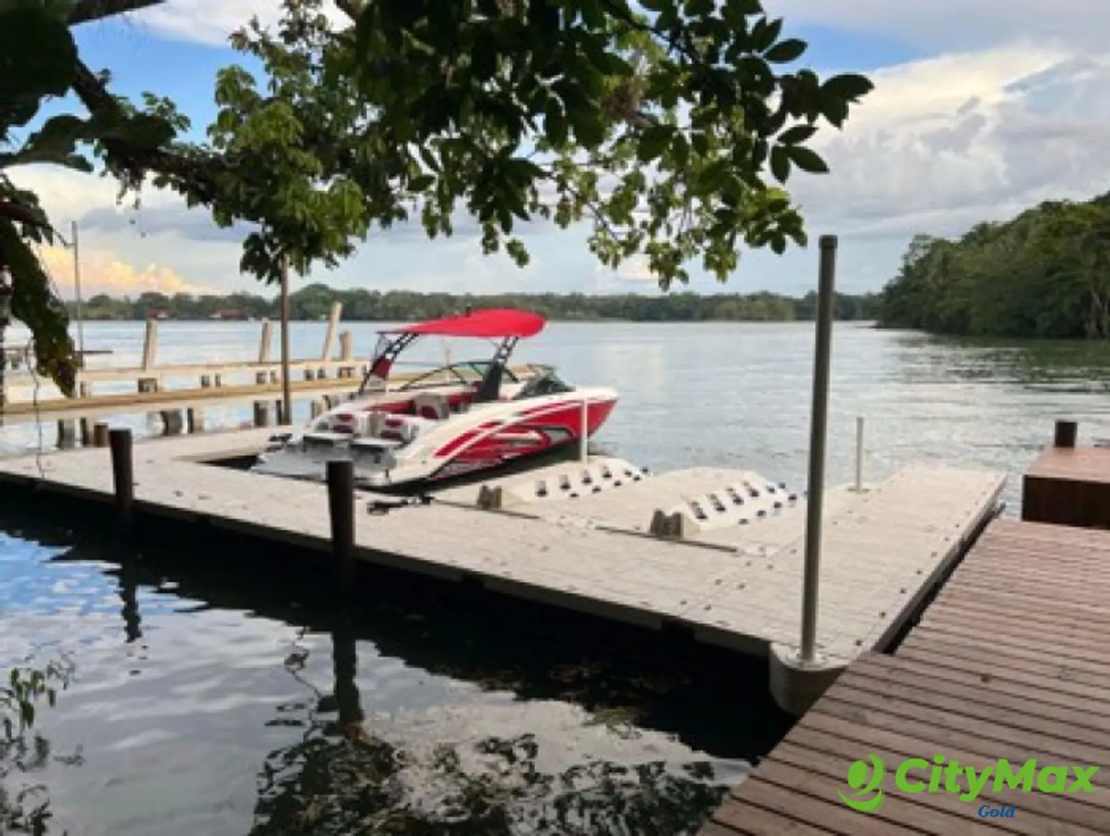Casa de descanso en Venta en Río Dulce Izabal - foto 16